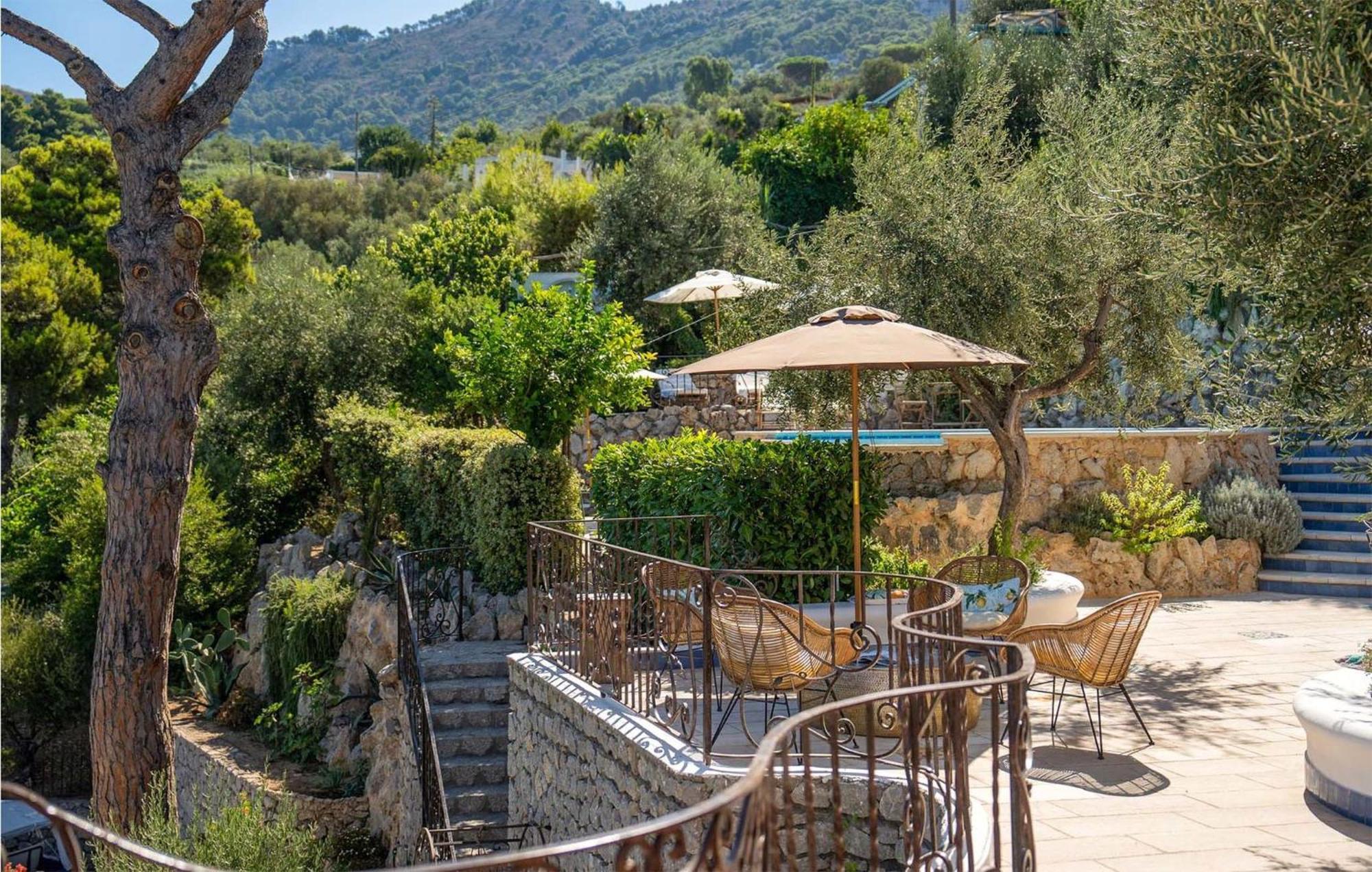 Beautiful Home In Anacapri With Kitchen Bagian luar foto